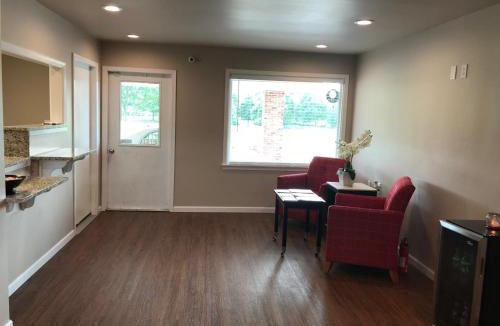 Marietta Hotel | Blue Note Motor Inn