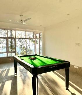 Lansdowne Apartment | Blue Pine Orchards