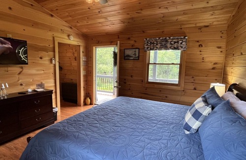 Floyd Cabin | Blue Ridge Bound Cabin 326