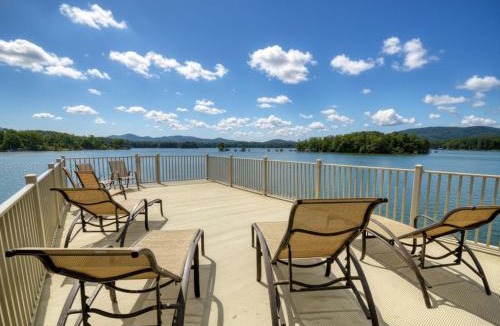 Blue Ridge House | Blue Ridge Lake Retreat