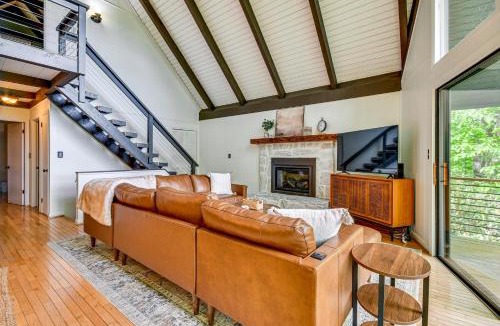 Brevard House | Blue Ridge Pkwy View & Deck: Brevard Home!