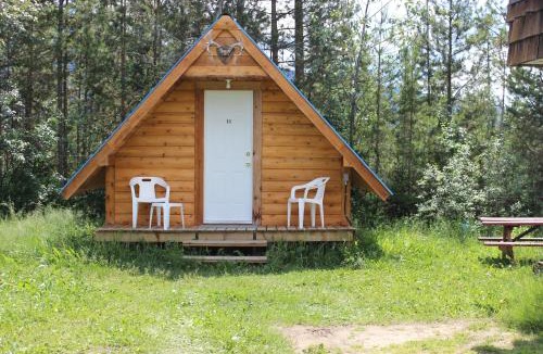 Blue River Resort | Blue River Campgrounds & Cabin-public washroom