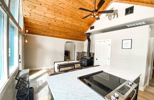 Breckenridge Cabin | Blue River Mountain Getaway | Hiking & Ski Slopes