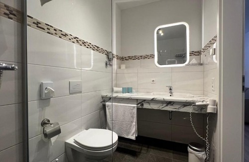 Ehrenstein Apartment | Blue Riverside Apartments