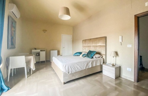 Bitonto Bed & Breakfast | Blue Room - Double Room with Private Bathroom