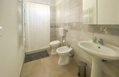 Bitonto Bed & Breakfast | Blue Room - Double Room with Private Bathroom