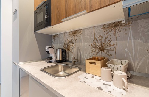 Viagrande Apartment | 'Blue' Room with Mountain View, Shared Terrace and Air Conditioning