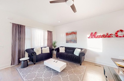 Katie Hill Neighborhood House | Blue Sapphire 4