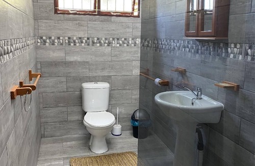 Warner Beach Bed & Breakfast | Blue Sky Mining BnB