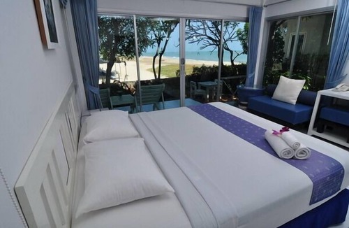 Hat Chao Samran Hotel | Blue Sky Resort