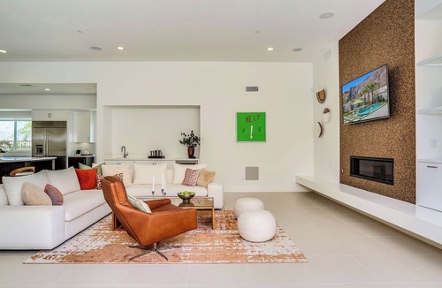 Historic Tennis Club House | Blue Skye Modern - Modern pool pad w/4 suites