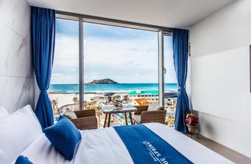 Hallim Hotel | Blue Spring Hotel