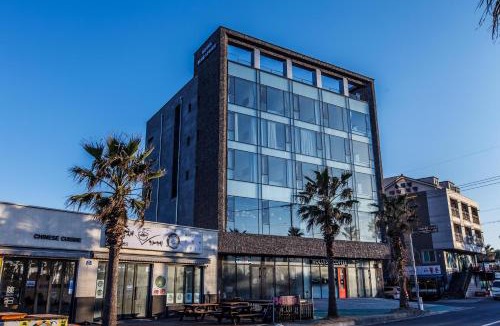 Hallim Hotel | Blue Spring Hotel