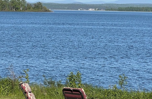 Alburg House | Blue Spruce Lakefront Retreat - Recharge, renew, reset.