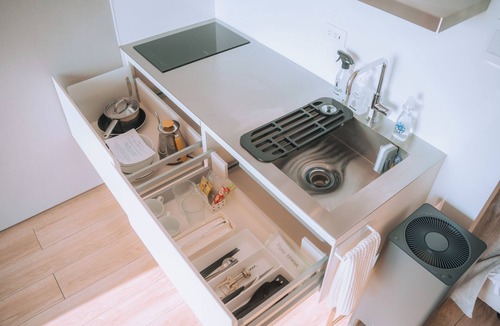 Hamagawa Condo | BLUE STEAK WONDER CHATAN