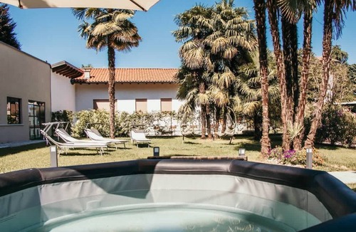 Solcio Apartment | Blue Suite in Gio&Leo GuestHouse - Lakeside L&b