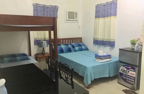 Dauis Bed & Breakfast | Blue Summer Suites