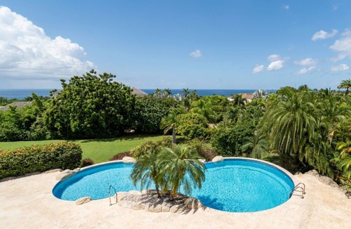 Merlin Bay Villa | Blue Waters | a beautiful 5-bedroom villa in the esteemed Sugar Hill Resort.