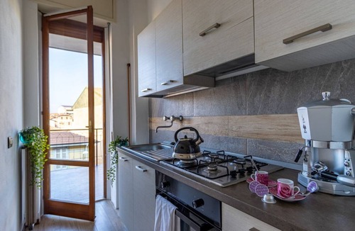 Arona Apartment | Blue Wave Apartment [ Arona - Lago Maggiore]