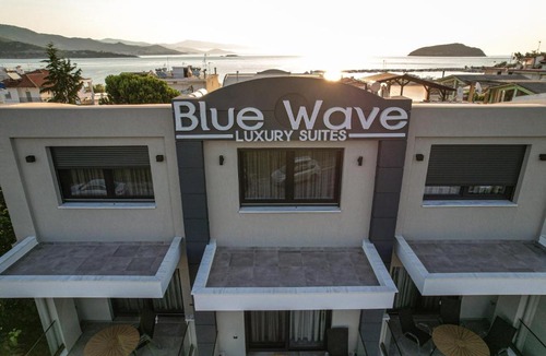 Nea Iraklitsa Apartment | Blue Wave Luxury Suites