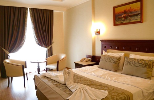 Buyukcekmece Hotel | Blue World Hotel