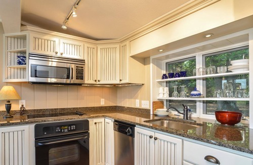 Saugatuck Cottage | Blue Zen