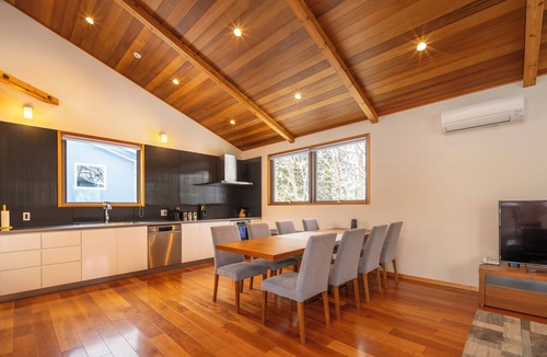 Echo Land Cottage | Bluebird Chalets