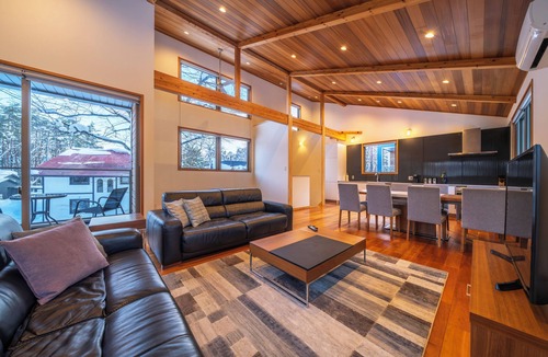 Echo Land Cottage | Bluebird Chalets