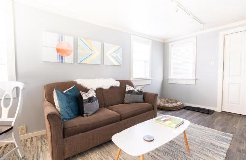 Old Bend House | Bluebird Day - Aspen Getaway