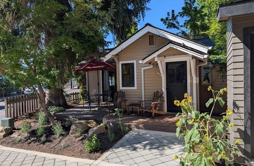 Old Bend House | Bluebird Day - River Gem Bungalow, perfect for a cozy getaway by the river.