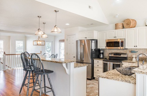 Corolla House | Bluebird: Saltwater Pool, Hot Tub. Golf Community