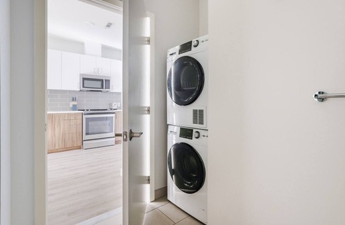 Assembly Square Apartment | Blueground | Assembly Sq, w/d, nr Assembly Row