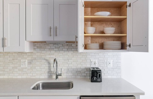 Ballston Apartment | Blueground | Ballston, pool, nr Arlington Park