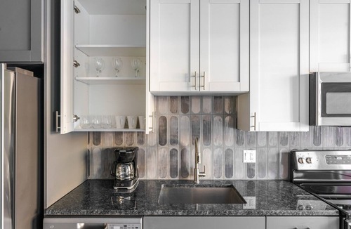 Chevy Chase Apartment | Blueground | Chevy Chase, rooftop, nr Rock Creek Park