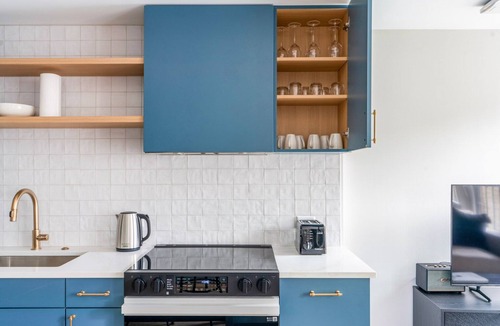 Columbia Heights Apartment | Blueground | Columbia Heights, pool, nr Meridian Hill Park