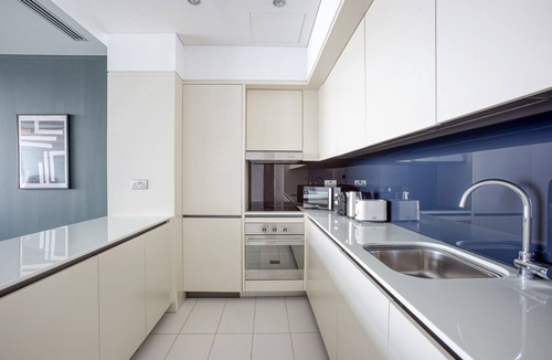 DIFC Apartment | Blueground | DIFC, pool, nr Burj Khalifa