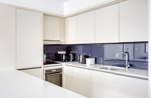 DIFC Apartment | Blueground | DIFC, pool, nr Burj Khalifa