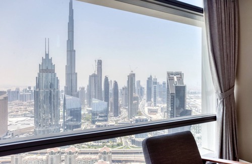 DIFC Apartment | Blueground | DIFC, pool, nr Burj Khalifa