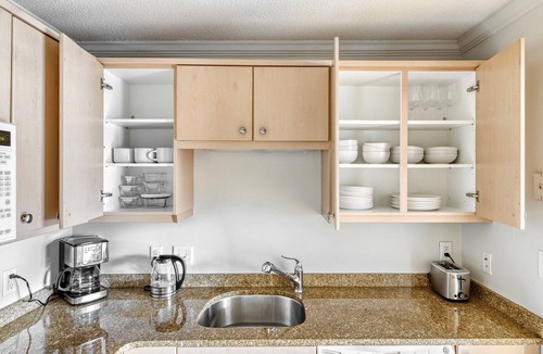 Fenway–Kenmore Apartment | Blueground | Fenway–Kenmore, fitness, nr Fenway Park