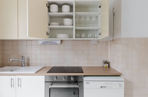 Quartier Sainte-Avoye Apartment | Blueground | Le Marais-Republique, foodie area