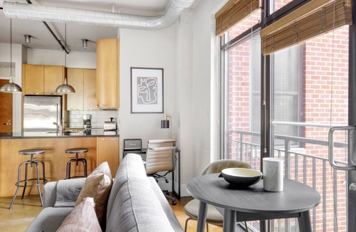 Logan Circle Apartment | Blueground | Logan Circle, rooftop, nr The White House