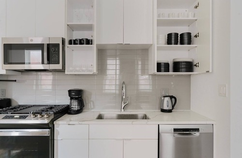 Logan Circle Apartment | Blueground | Logan Circle, view, nr Dupont Circle