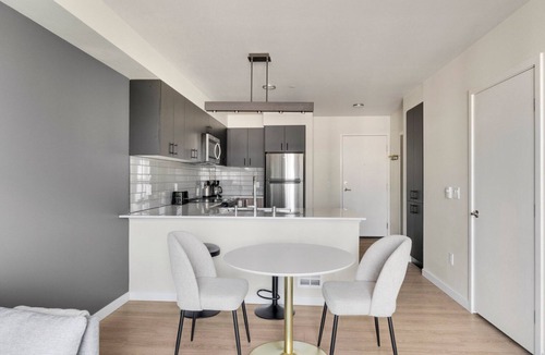 Meridian Park Apartment | Blueground | Meridian Park, balcony, nr Shoreline Park