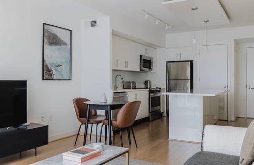 Downtown Washington D.C. Apartment | Blueground | Northwest Washington, pool, nr National Mall