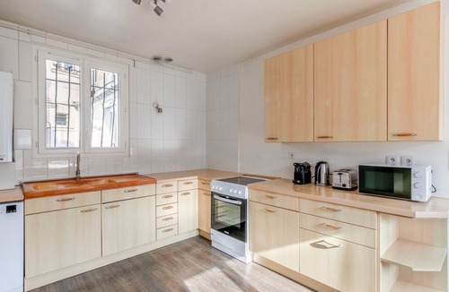 Sorbonne Apartment | Blueground | Quartier Latin, near gardens
