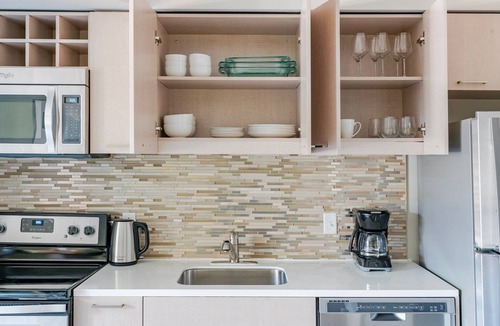 Rosslyn Apartment | Blueground | Radnor - Fort Myer Heights, view, nr Arlington National Cemetery