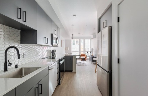 Redmond Apartment | Blueground | Redmond, pool & AC, nr park