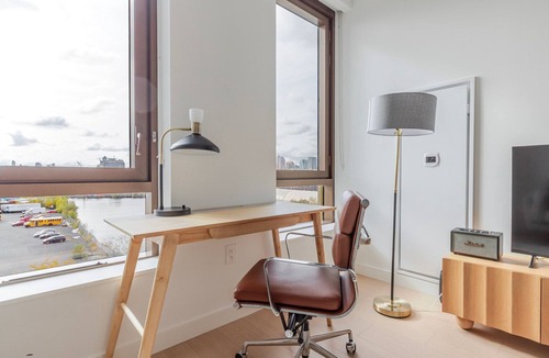 Williamsburg Apartment | Blueground | South Williamsburg, view, nr Brooklyn Bridge