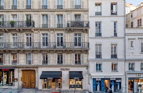 Saint-Germain-des-Pres Apartment | Blueground | St Germain, door code, nr Seine