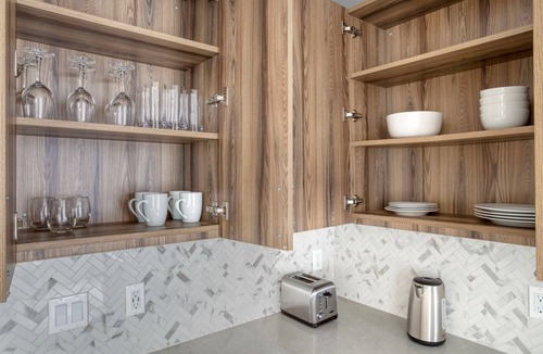 North Capitol Street Apartment | Blueground | Sursum Corda, rooftop, nr National Mall